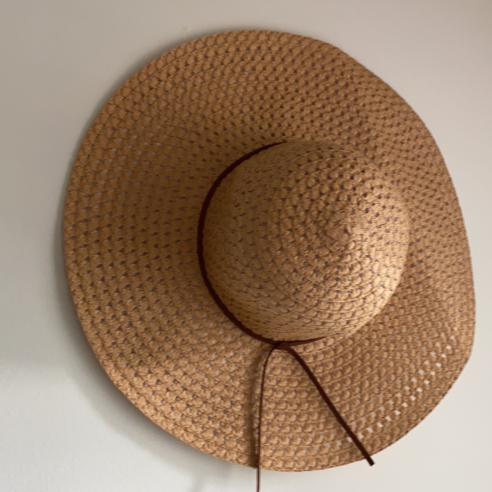 Brown Straw Wide Brim Floppy Sun Hat | Boho Hat - Picture 5 of 7